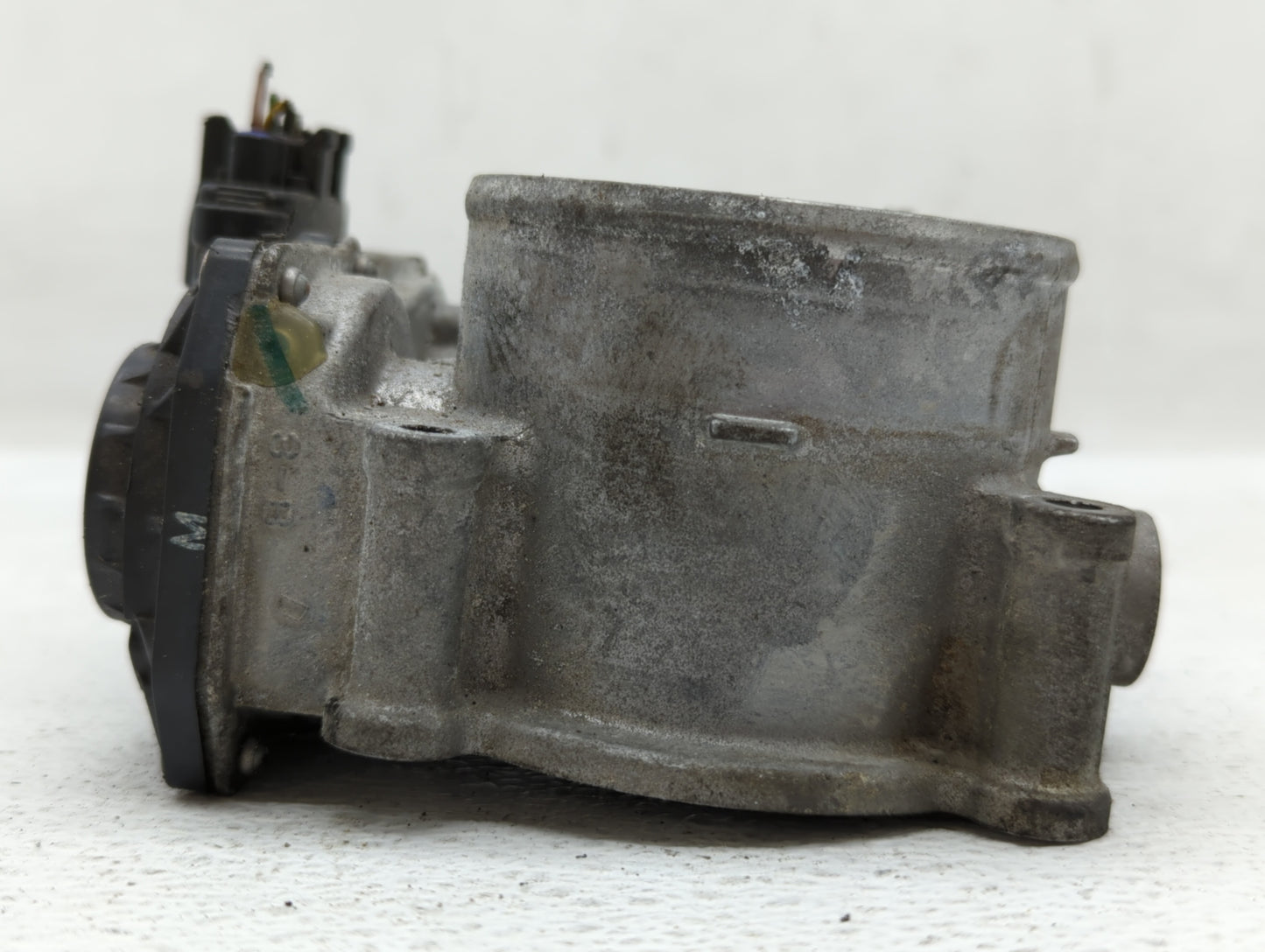 2017-2022 Toyota Highlander Throttle Body P/N:22030-0P060 Fits Fits 2016 2017 2018 2019 2020 2021 2022 OEM Used Auto Parts -