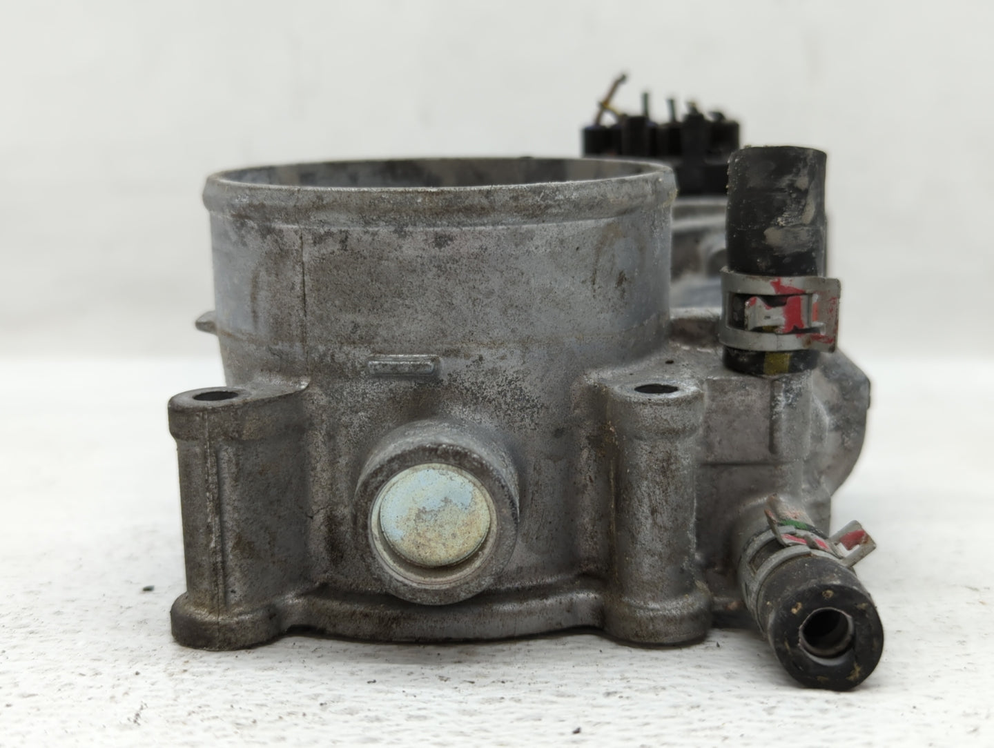 2017-2022 Toyota Highlander Throttle Body P/N:22030-0P060 Fits Fits 2016 2017 2018 2019 2020 2021 2022 OEM Used Auto Parts -