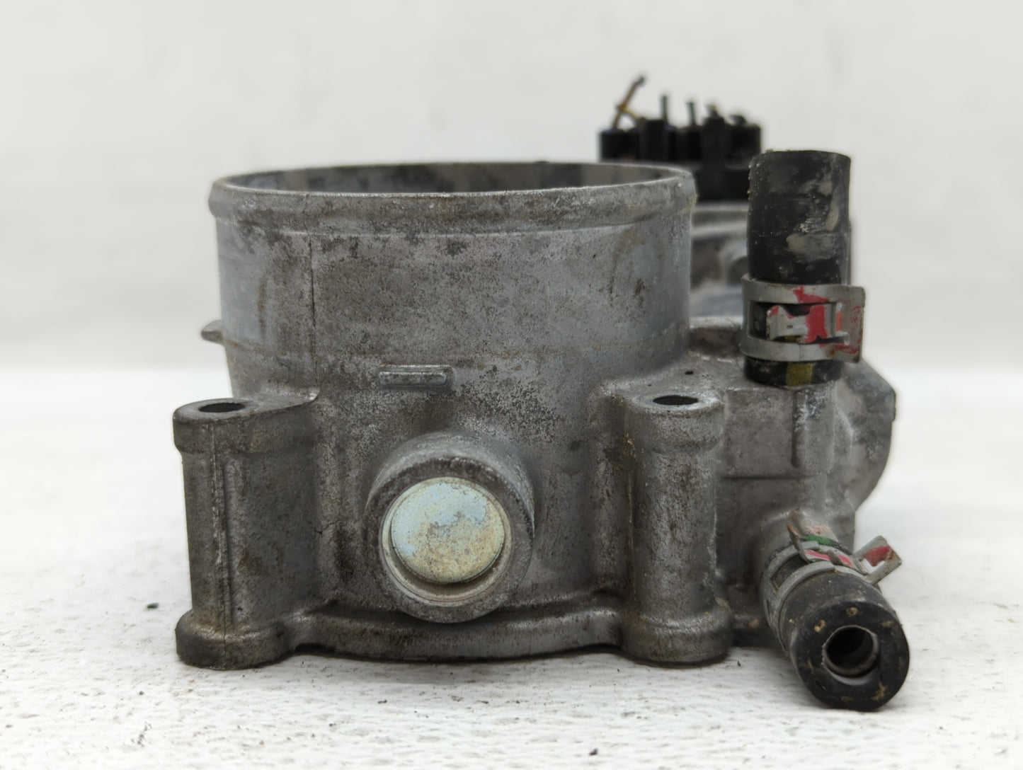 2017-2022 Toyota Highlander Throttle Body P/N:22030-0P060 Fits Fits 2016 2017 2018 2019 2020 2021 2022 OEM Used Auto Parts -