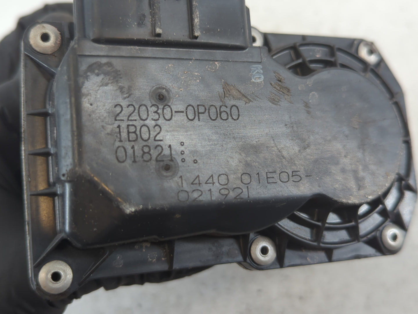 2017-2022 Toyota Highlander Throttle Body P/N:22030-0P060 Fits Fits 2016 2017 2018 2019 2020 2021 2022 OEM Used Auto Parts -