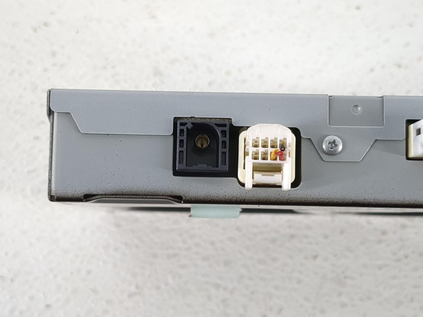 2015-2022 Toyota Prius Radio AM FM Cd Player Receiver Replacement P/N:86180-35050 Fits OEM Used Auto Parts - Oemusedautopart