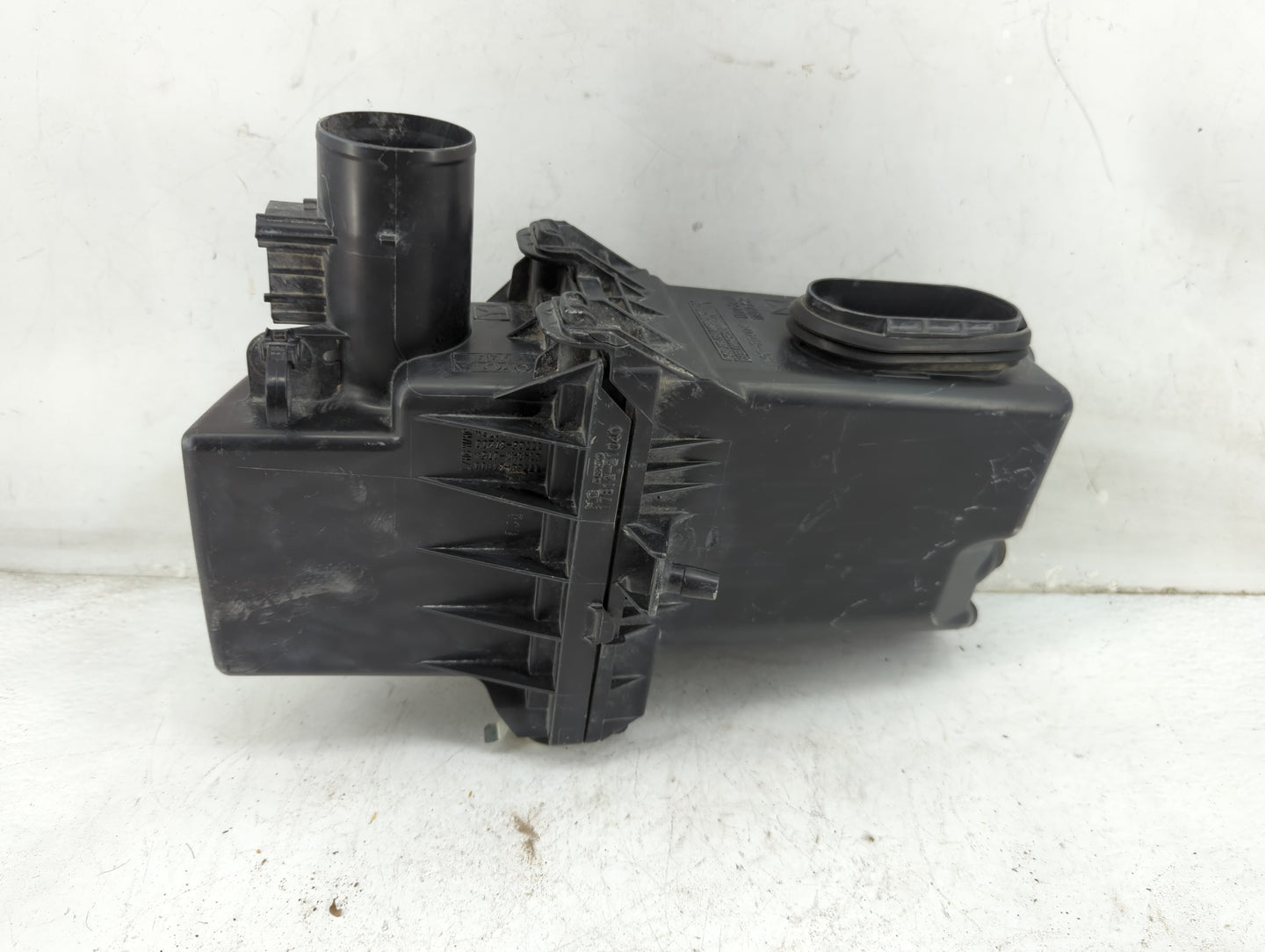 2016-2022 Toyota Prius Air Cleaner Intake-duct Hose Tube - Oemusedautoparts1.com