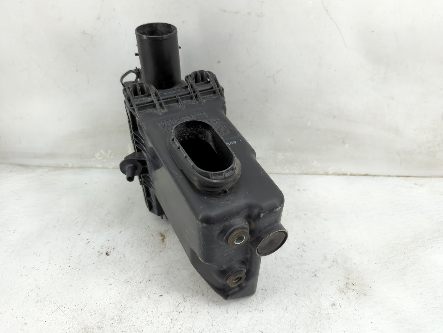2016-2022 Toyota Prius Air Cleaner Intake-duct Hose Tube - Oemusedautoparts1.com