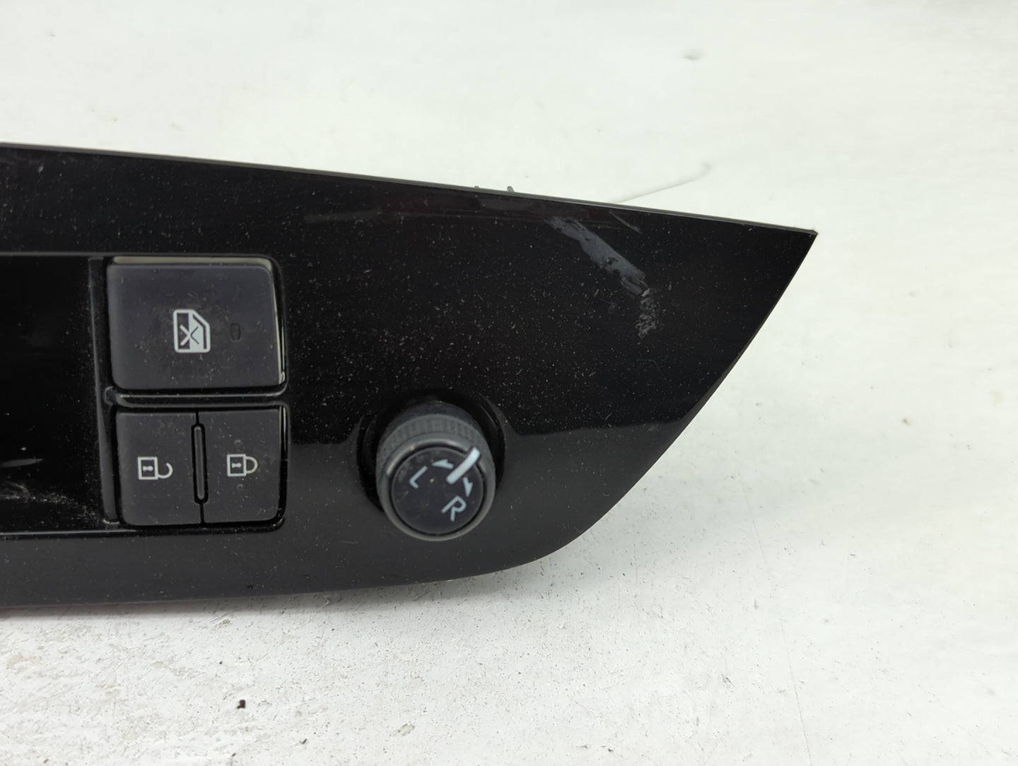 2016-2022 Toyota Prius Master Power Window Switch Replacement Driver Side Left P/N:84040-48210 455-0109 Fits OEM Used Auto P