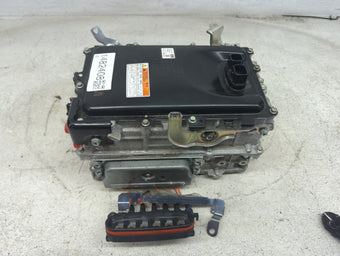 compare product 2017-2022 Toyota Prius Hybrid DC Synergy Drive Power Inverter P/N:G9200-47272 SV48667DCX321 Fits OEM Used Auto Parts