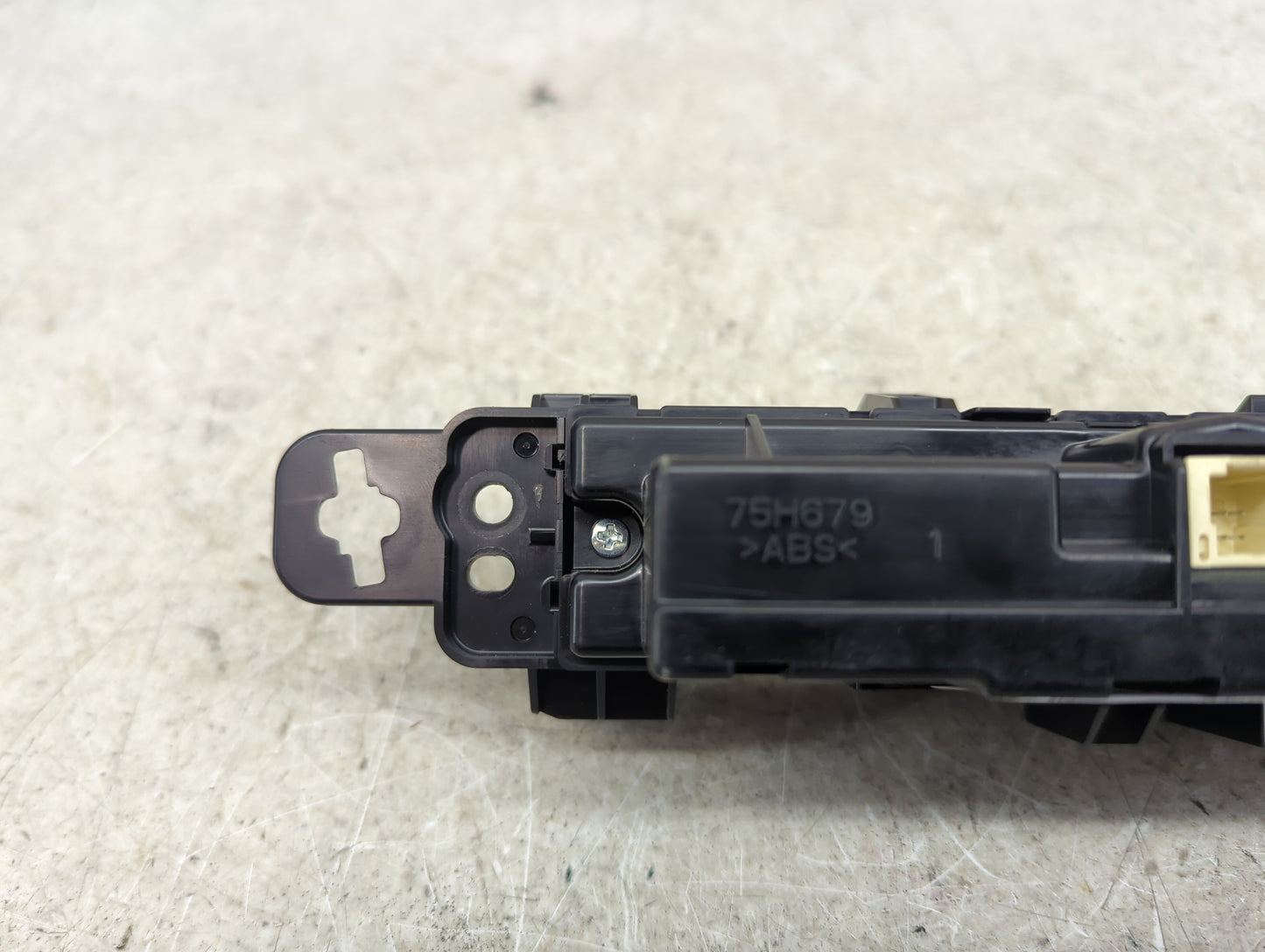 2016-2022 Toyota Prius Climate Control Module Temperature AC/Heater Replacement P/N:75H679 Fits OEM Used Auto Parts - Oemuse