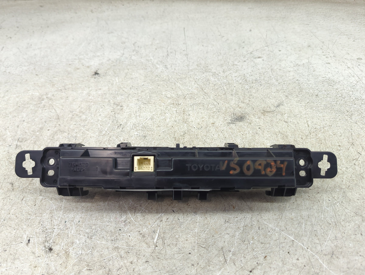 2016-2022 Toyota Prius Climate Control Module Temperature AC/Heater Replacement P/N:75H679 Fits OEM Used Auto Parts - Oemuse