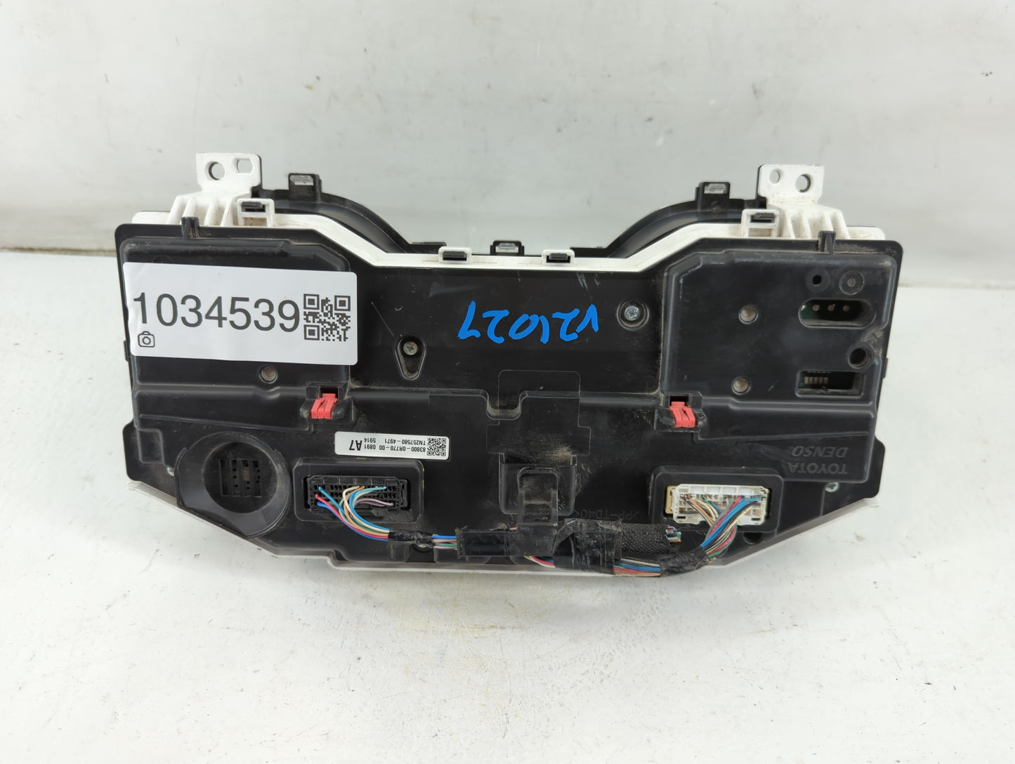 2021 Toyota Rav4 Instrument Cluster Speedometer Gauges P/N:83800-0R770 Fits OEM Used Auto Parts - Oemusedautoparts1.com