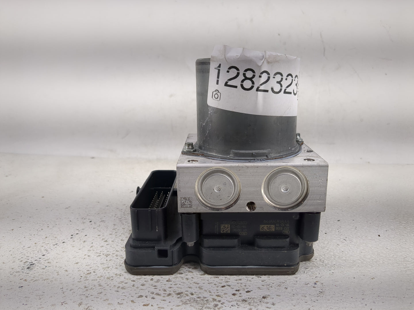 2019-2021 Toyota Rav4 ABS Pump Control Module Replacement P/N:44540 0R240 Fits Fits 2019 2020 2021 OEM Used Auto Parts - Oem