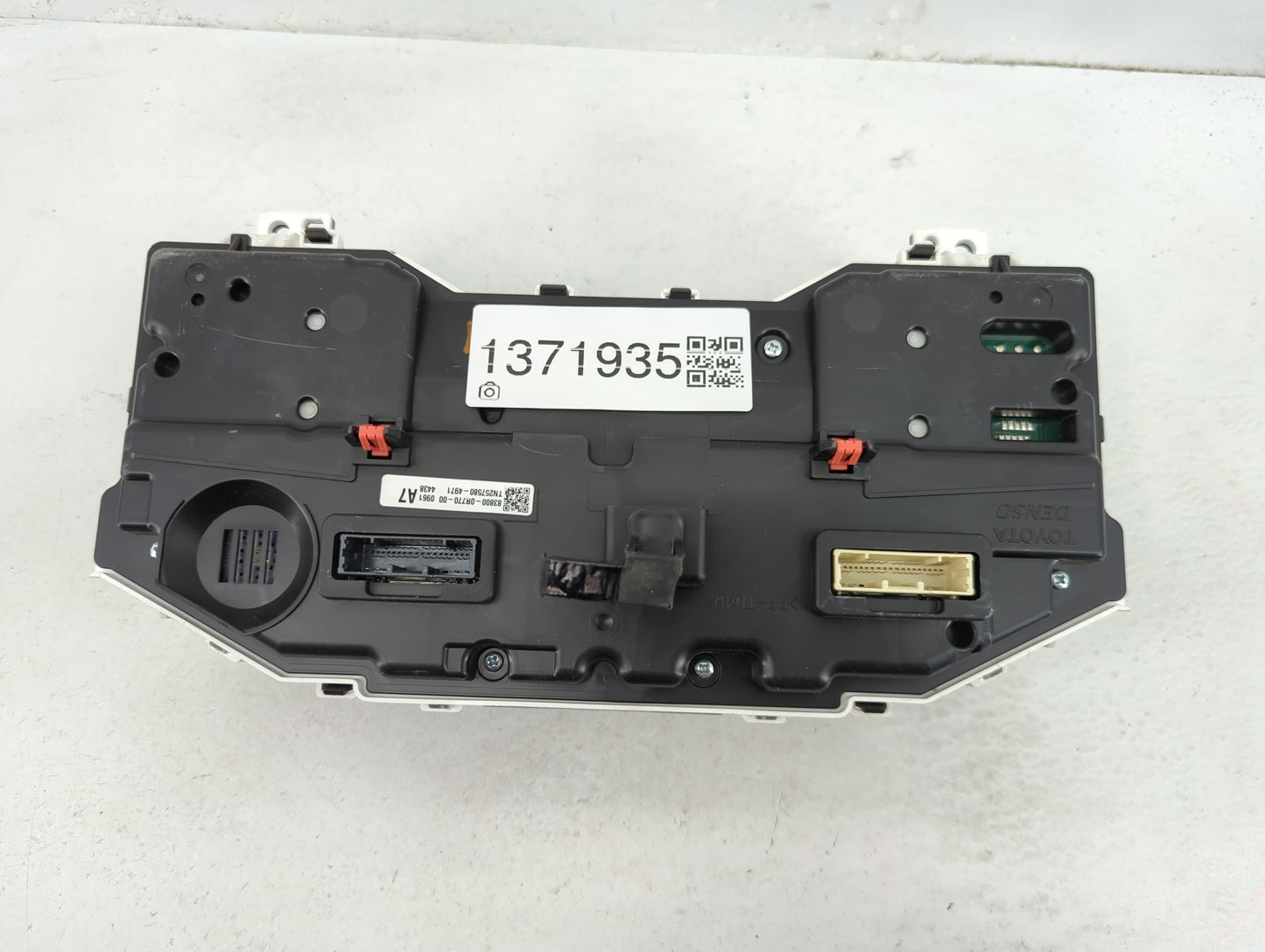 2021 Toyota Rav4 Instrument Cluster Speedometer Gauges P/N:83800-0R770-00 Fits OEM Used Auto Parts - Oemusedautoparts1.com