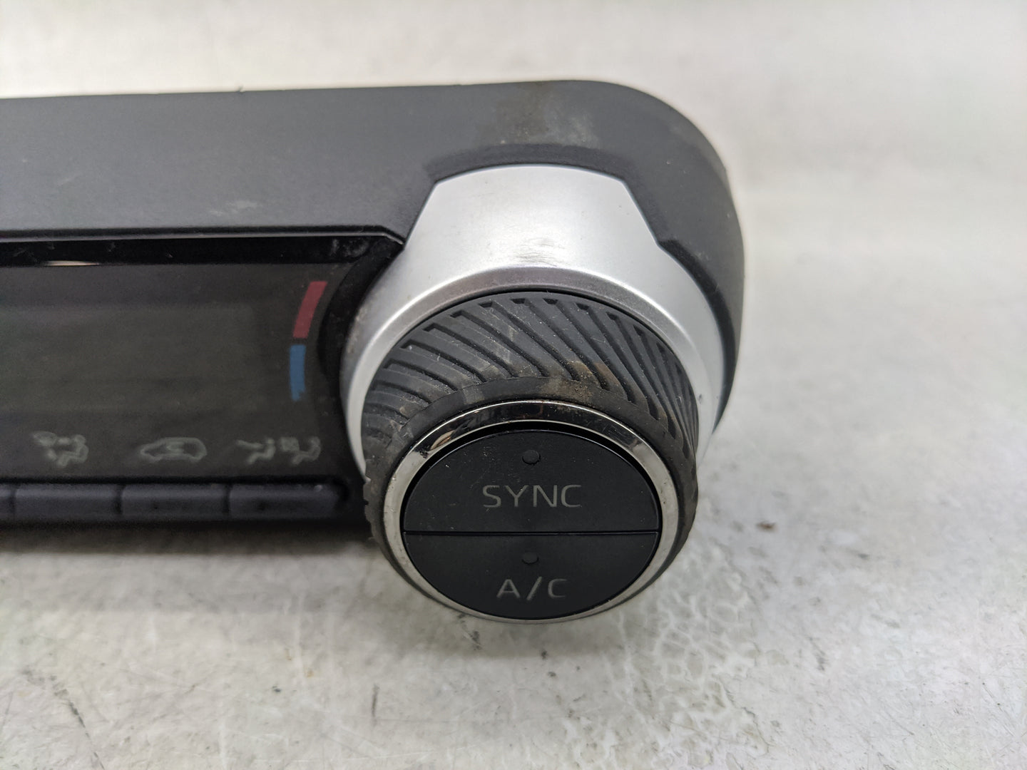 2019-2022 Toyota Rav4 Climate Control Module Temperature AC/Heater Replacement P/N:75K863 Fits Fits 2019 2020 2021 2022 OEM 