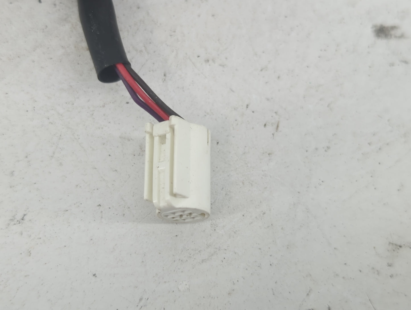 2019-2022 Toyota Rav4 Passenger Side View Mirror - Right Door Mirror OEM Used - Oemusedautoparts1.com