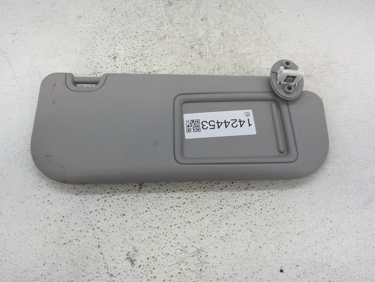 2019-2022 Toyota Rav4 Sun Visor Shade Replacement Passenger Right Mirror Fits Fits 2019 2020 2021 2022 OEM Used Auto Parts -
