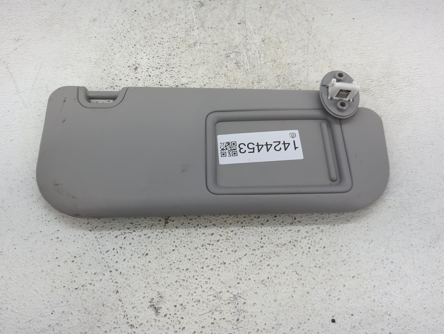 2019-2022 Toyota Rav4 Sun Visor Shade Replacement Passenger Right Mirror Fits Fits 2019 2020 2021 2022 OEM Used Auto Parts -