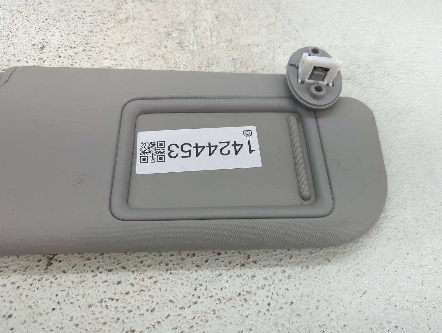 2019-2022 Toyota Rav4 Sun Visor Shade Replacement Passenger Right Mirror Fits Fits 2019 2020 2021 2022 OEM Used Auto Parts -