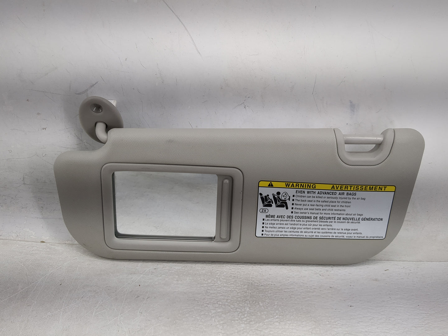 2019-2022 Toyota Rav4 Sun Visor Shade Replacement Driver Left Mirror Fits Fits 2019 2020 2021 2022 OEM Used Auto Parts - Oem