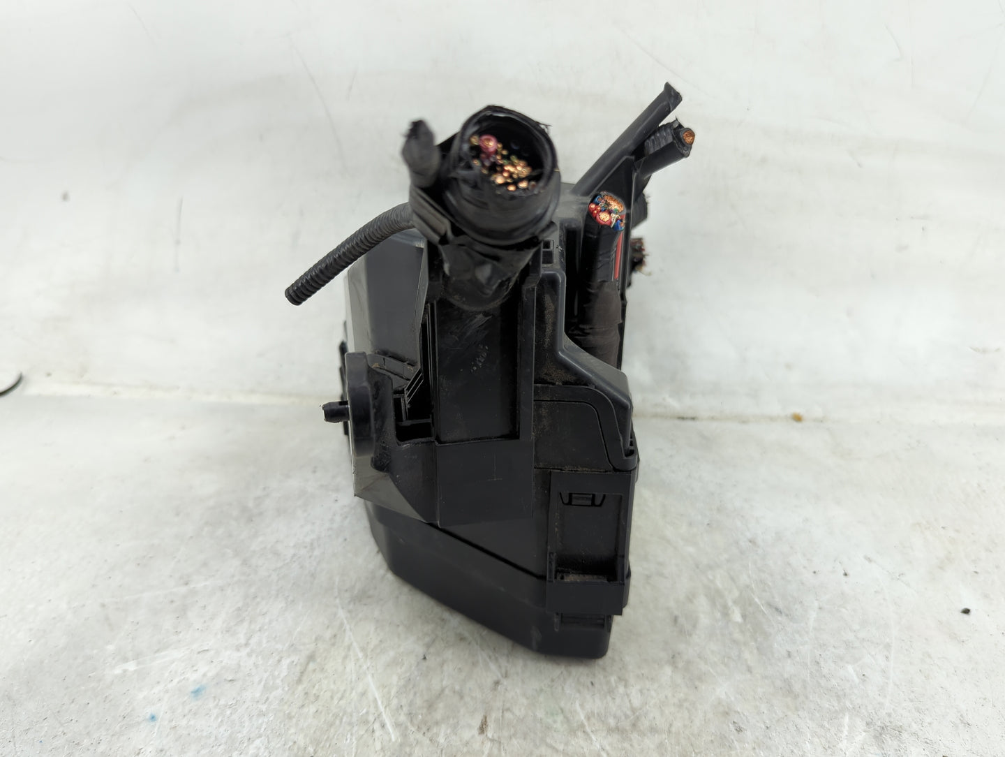 2019-2022 Toyota Rav4 Fusebox Fuse Box Panel Relay Module Fits Fits 2019 2020 2021 2022 OEM Used Auto Parts - Oemusedautopar