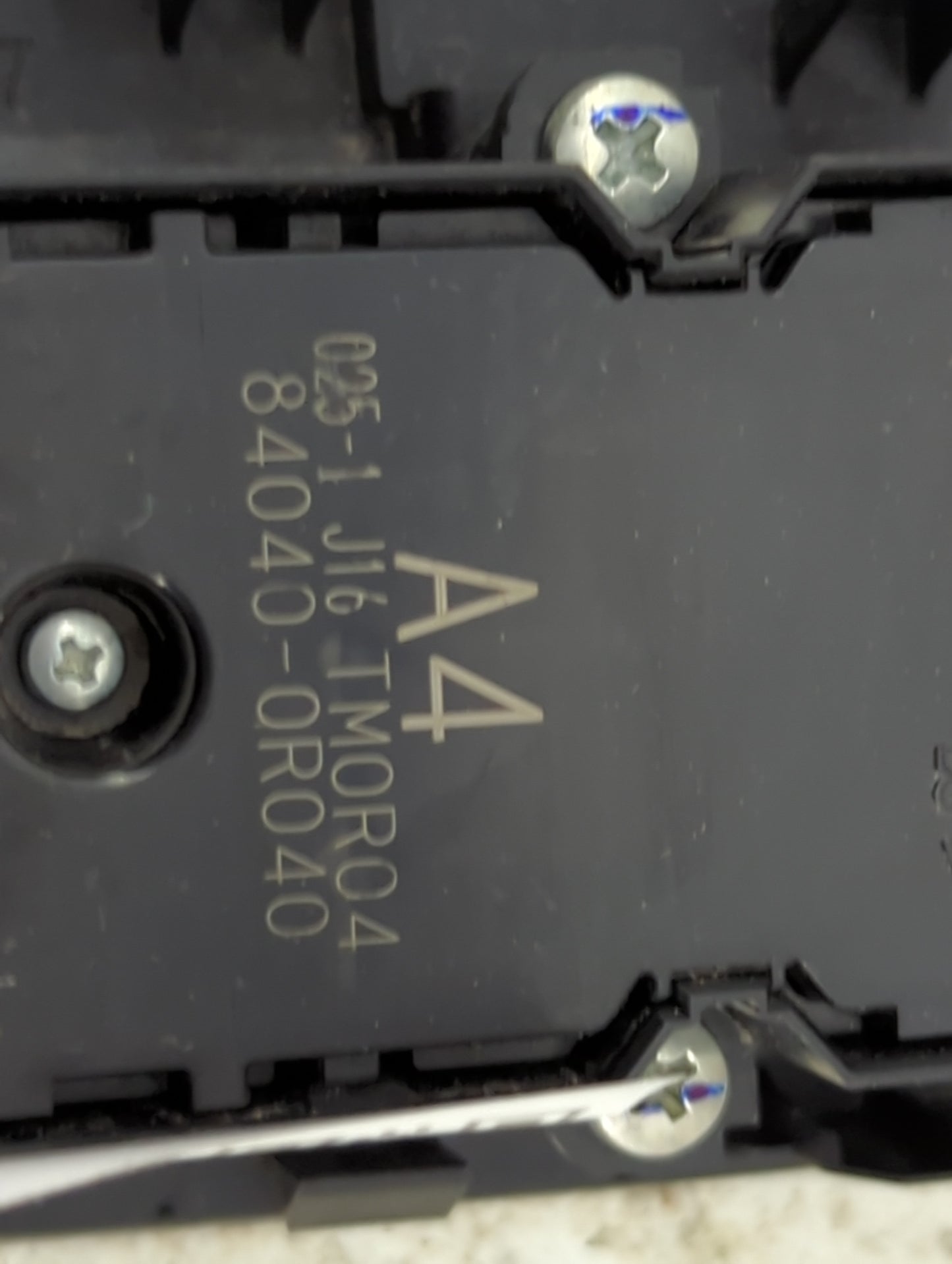 2021 Toyota Rav4 Master Power Window Switch Replacement Driver Side Left P/N:84040-0R040 025-1 J16 TM0R04 Fits OEM Used Auto