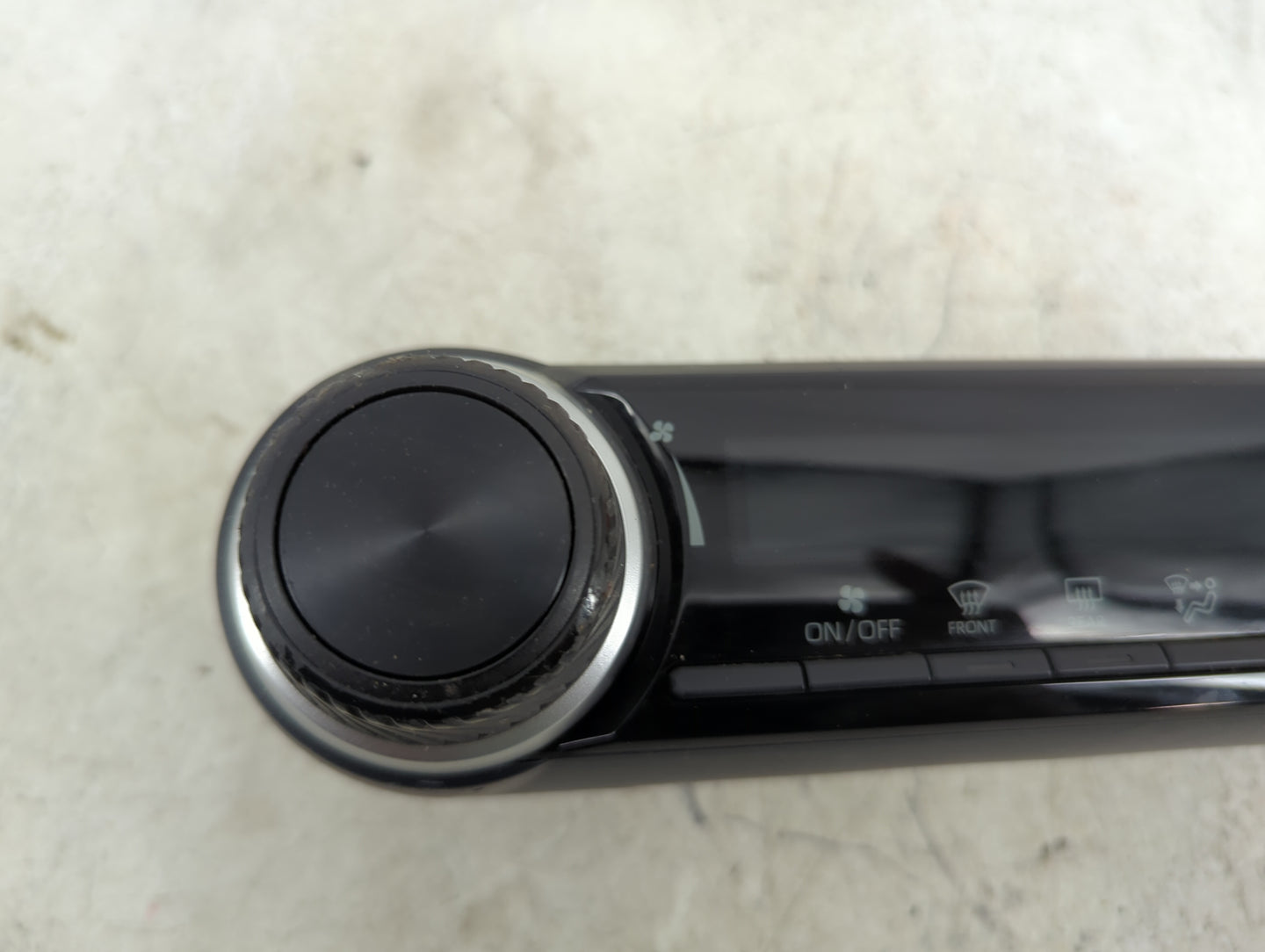 2019-2022 Toyota Rav4 Climate Control Module Temperature AC/Heater Replacement P/N:55900-0R160 Fits Fits 2019 2020 2021 2022