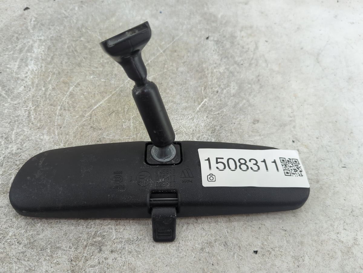 2016-2022 Toyota Rav4 Interior Rear View Mirror Replacement OEM P/N:E11 015617 E11 025617 Fits OEM Used Auto Parts - Oemused