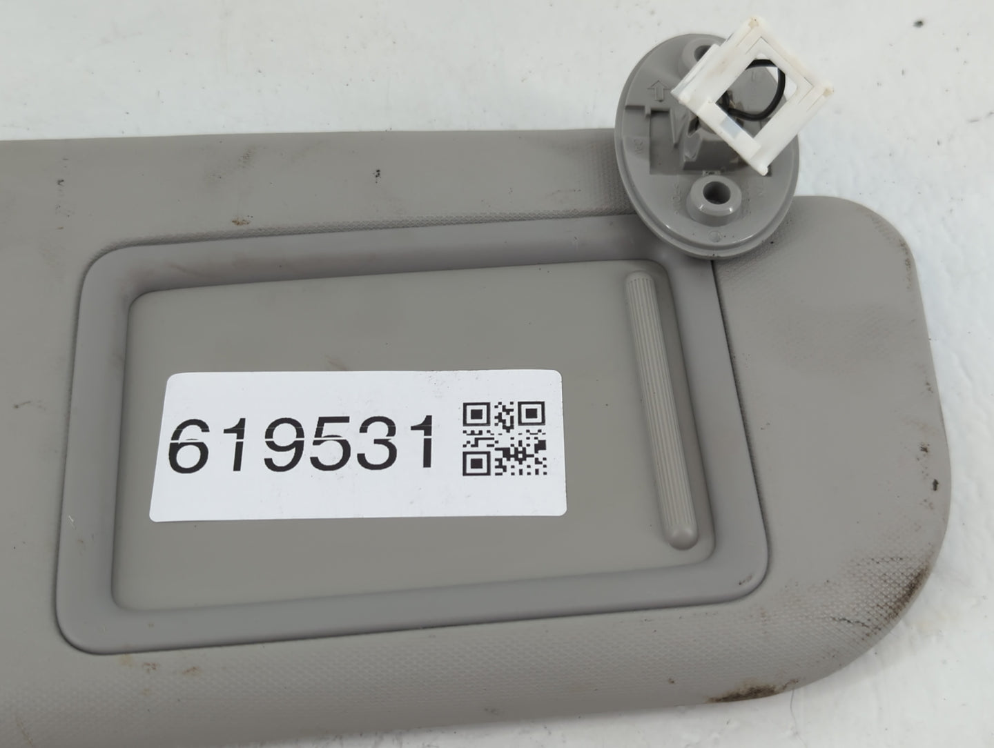 2019-2022 Toyota Rav4 Sun Visor Shade Replacement Passenger Right Mirror Fits Fits 2019 2020 2021 2022 OEM Used Auto Parts -