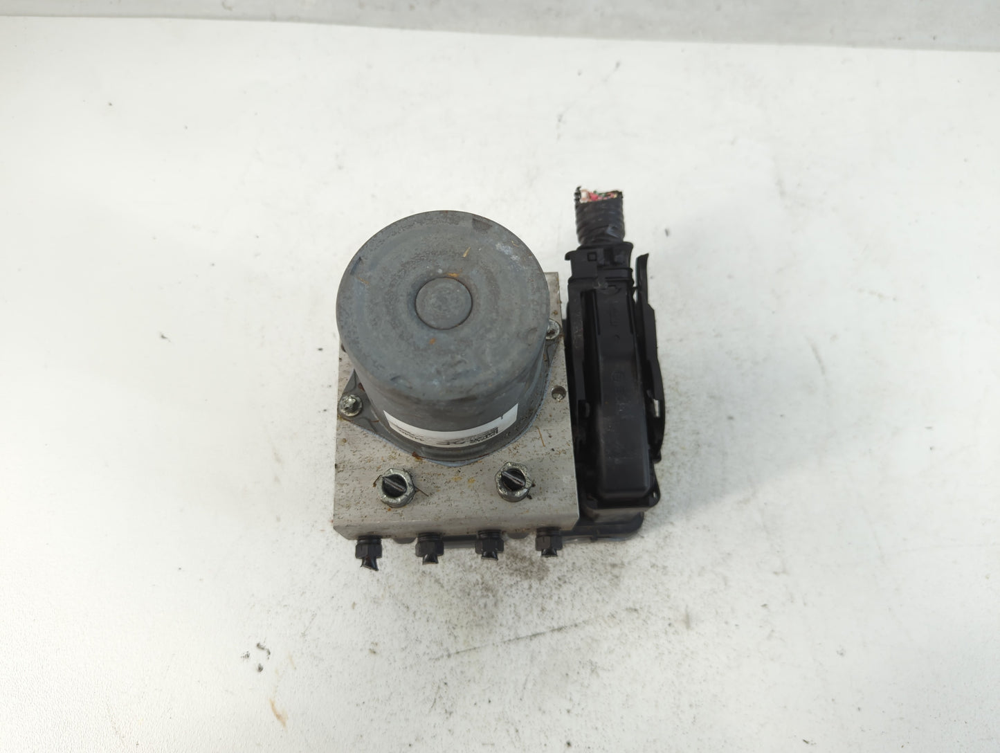 2019-2021 Toyota Rav4 ABS Pump Control Module Replacement P/N:44540 Fits Fits 2019 2020 2021 OEM Used Auto Parts - Oemusedau