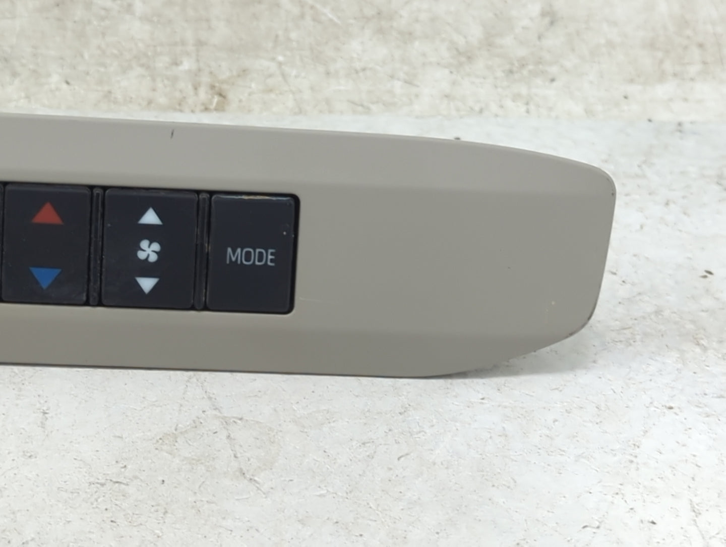 2021 Toyota Sienna Climate Control Module Temperature AC/Heater Replacement P/N:280 172F Fits OEM Used Auto Parts - Oemuseda