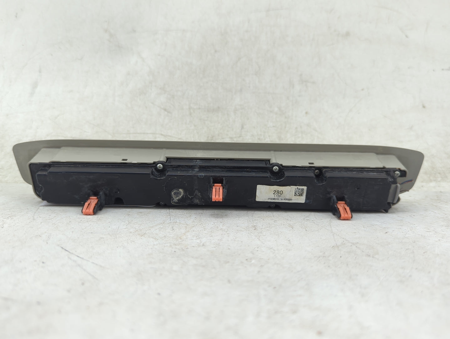 2021 Toyota Sienna Climate Control Module Temperature AC/Heater Replacement P/N:280 172F Fits OEM Used Auto Parts - Oemuseda