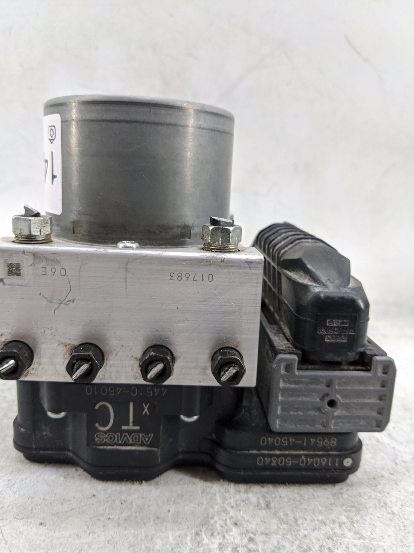 2021-2022 Toyota Sienna ABS Pump Control Module Replacement P/N:44510-45010 89541-45040, 116040-50240 Fits Fits 2021 2022 OE