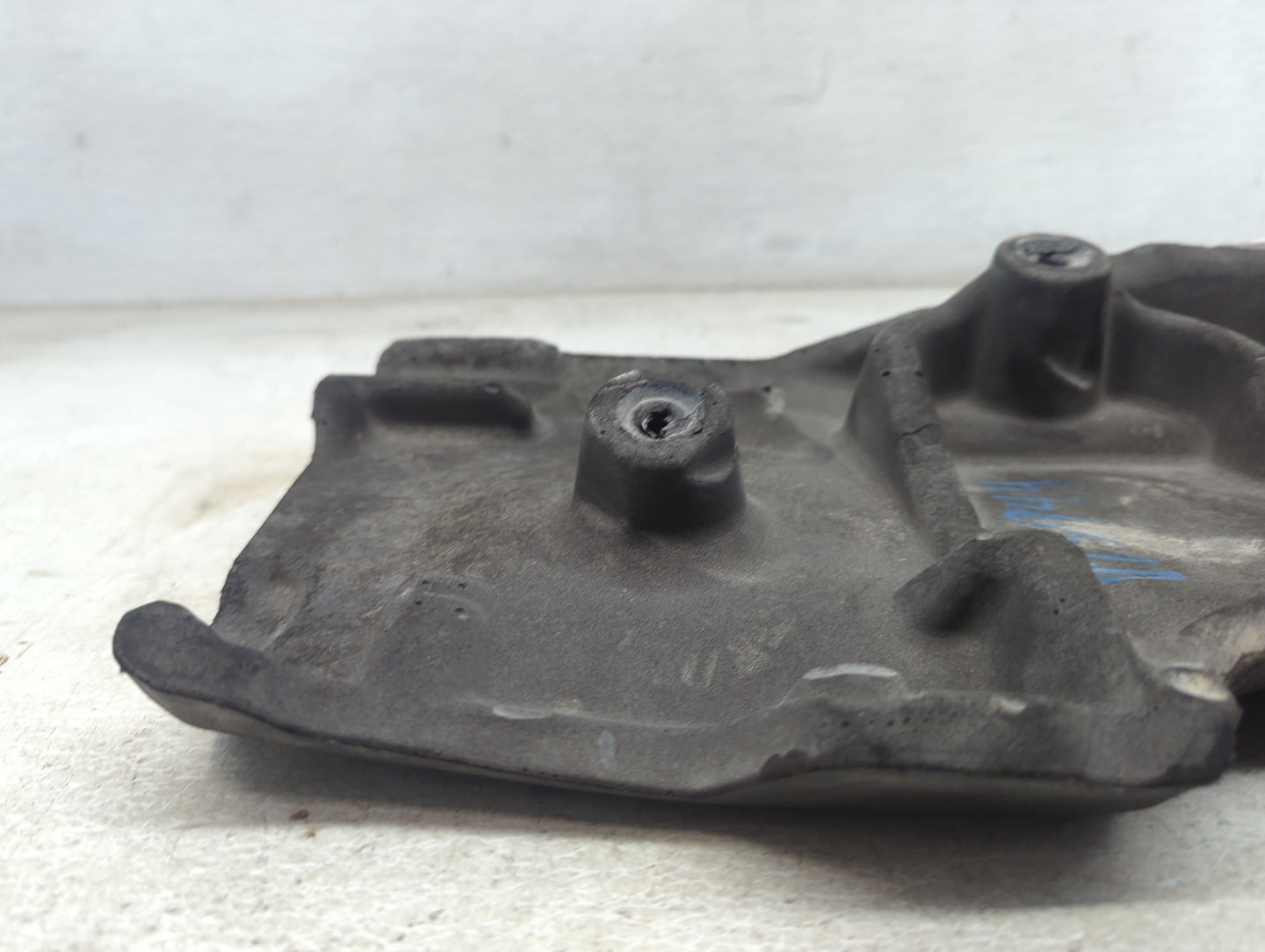 2021 Toyota Sienna Engine Cover - Oemusedautoparts1.com