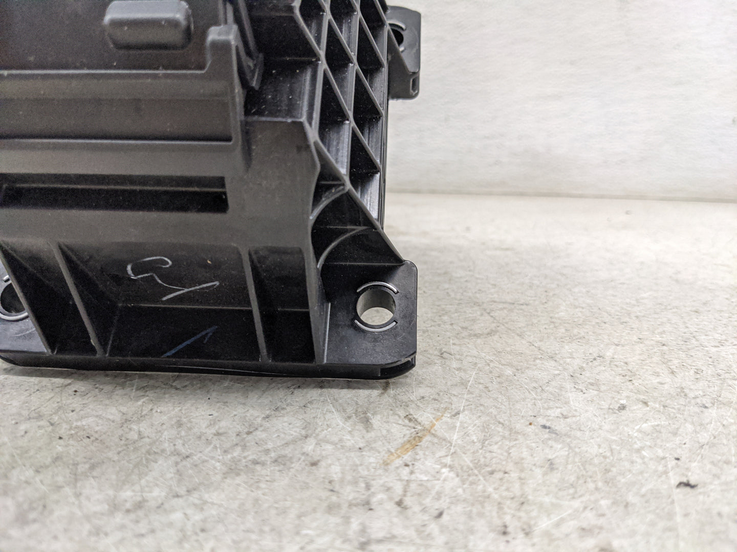 2021 Toyota Sienna Floor Console Assembly Shifter - Oemusedautoparts1.com