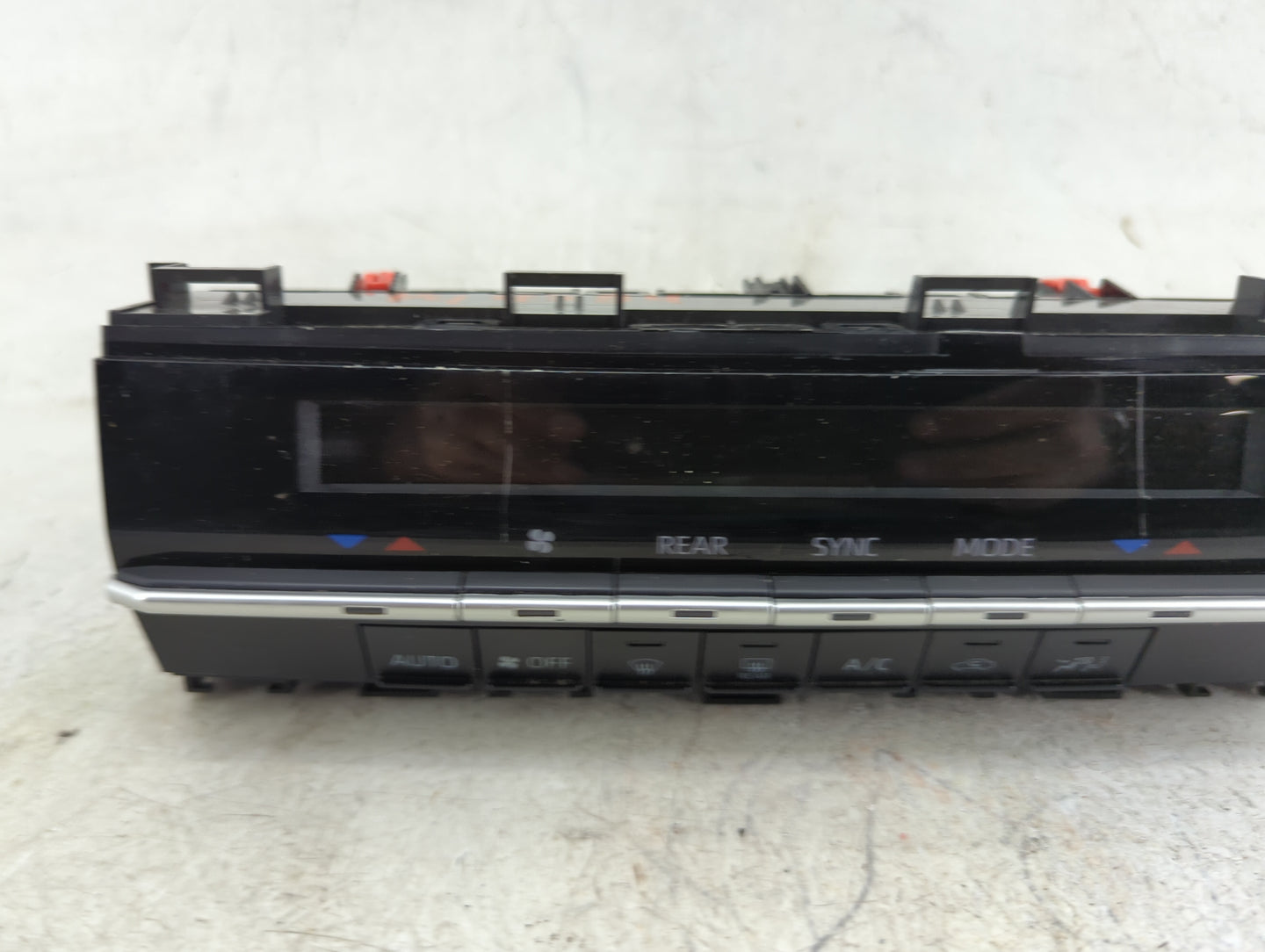 2021-2022 Toyota Sienna Climate Control Module Temperature AC/Heater Replacement P/N:55900-08220 MX237050-3817 Fits Fits 202