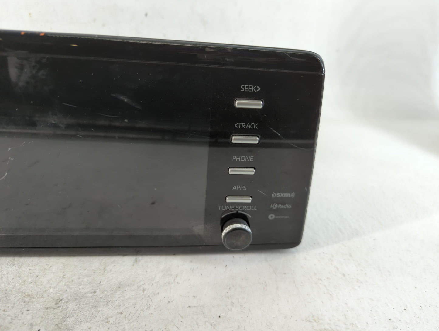 2021-2022 Toyota Sienna Am Fm Cd Player Radio Receiver - Oemusedautoparts1.com