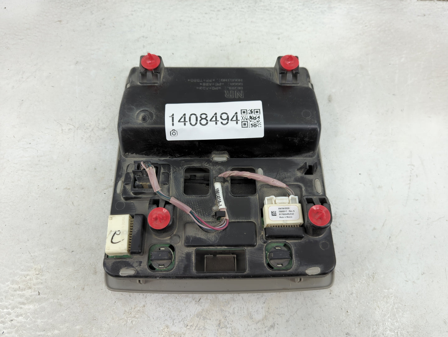 2021 Toyota Tacoma Overhead Roof Console 1408494 - Oemusedautoparts1.com