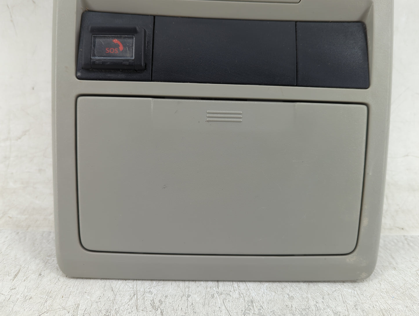 2021 Toyota Tacoma Overhead Roof Console 1410231 - Oemusedautoparts1.com