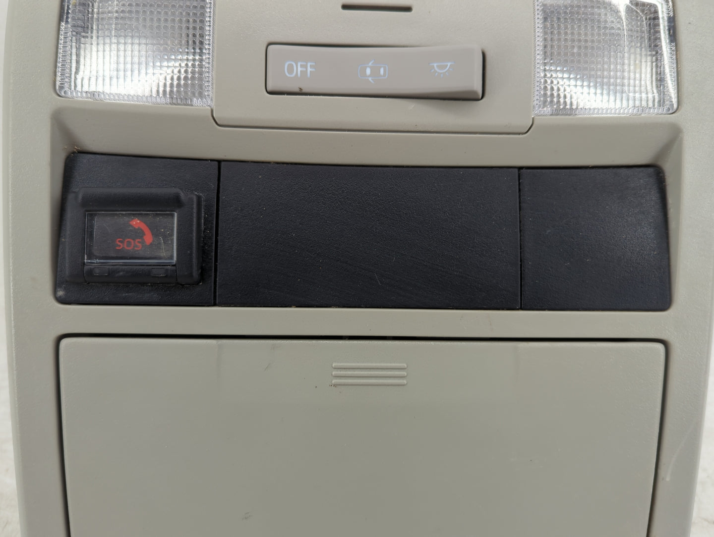 2021 Toyota Tacoma Overhead Roof Console 1410231 - Oemusedautoparts1.com