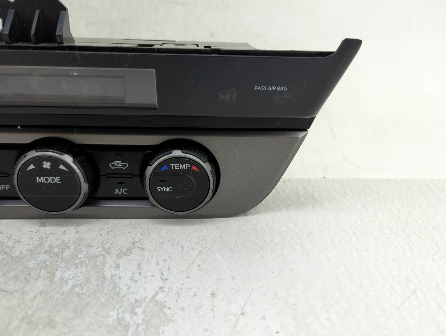 2021 Toyota Tacoma Temperature Control Module 75h452 - Oemusedautoparts1.com