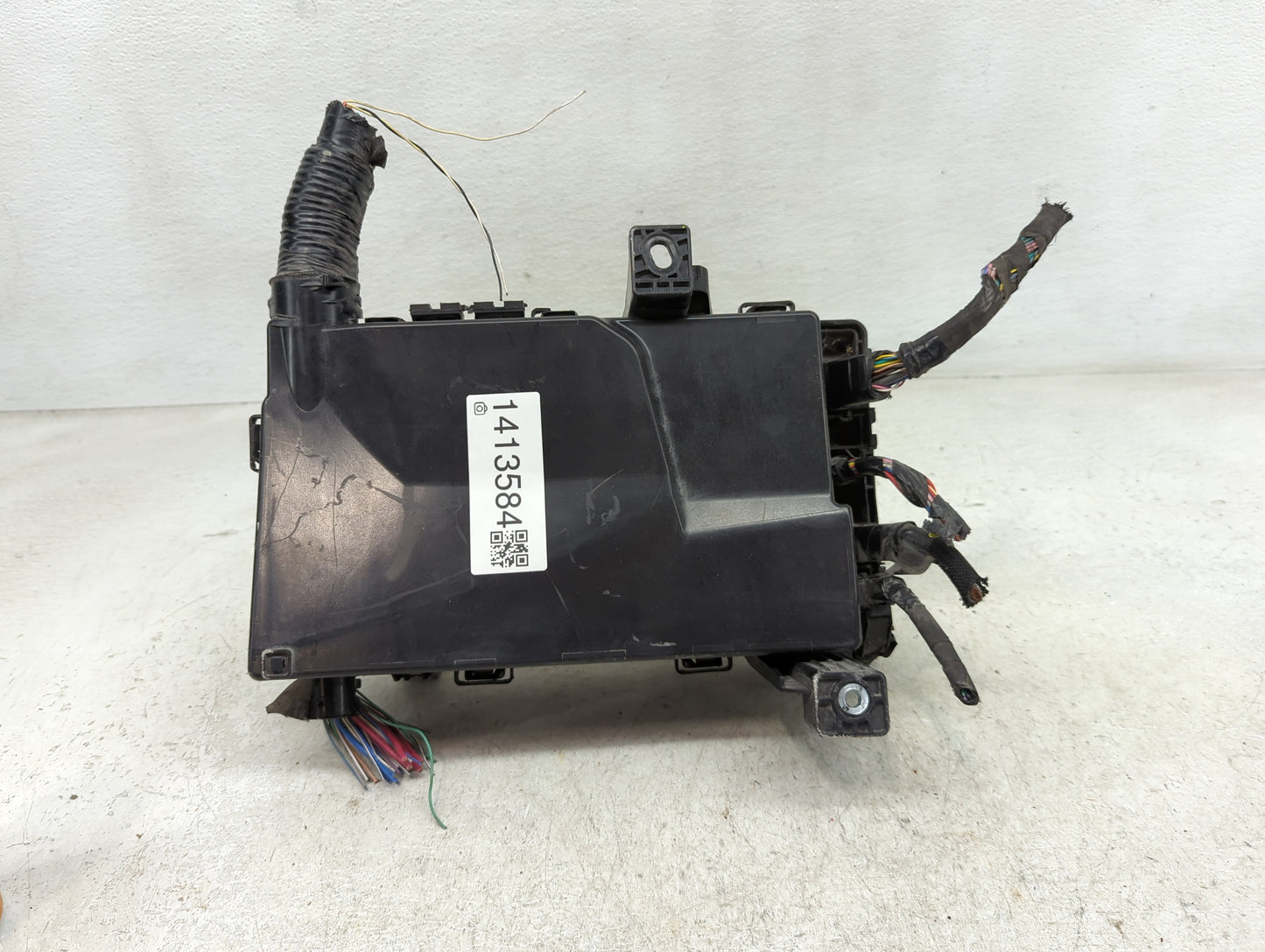 2016-2022 Toyota Tacoma Fusebox Fuse Box Panel Relay Module Fits Fits 2016 2017 2018 2019 2020 2021 2022 OEM Used Auto Parts