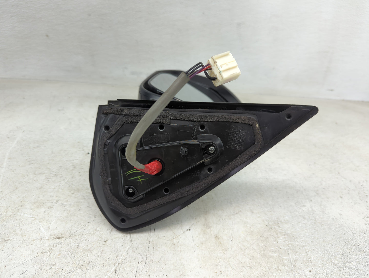 2016-2022 Toyota Tacoma Driver Side View Mirror - Left Door Mirror OEM Used - Oemusedautoparts1.com