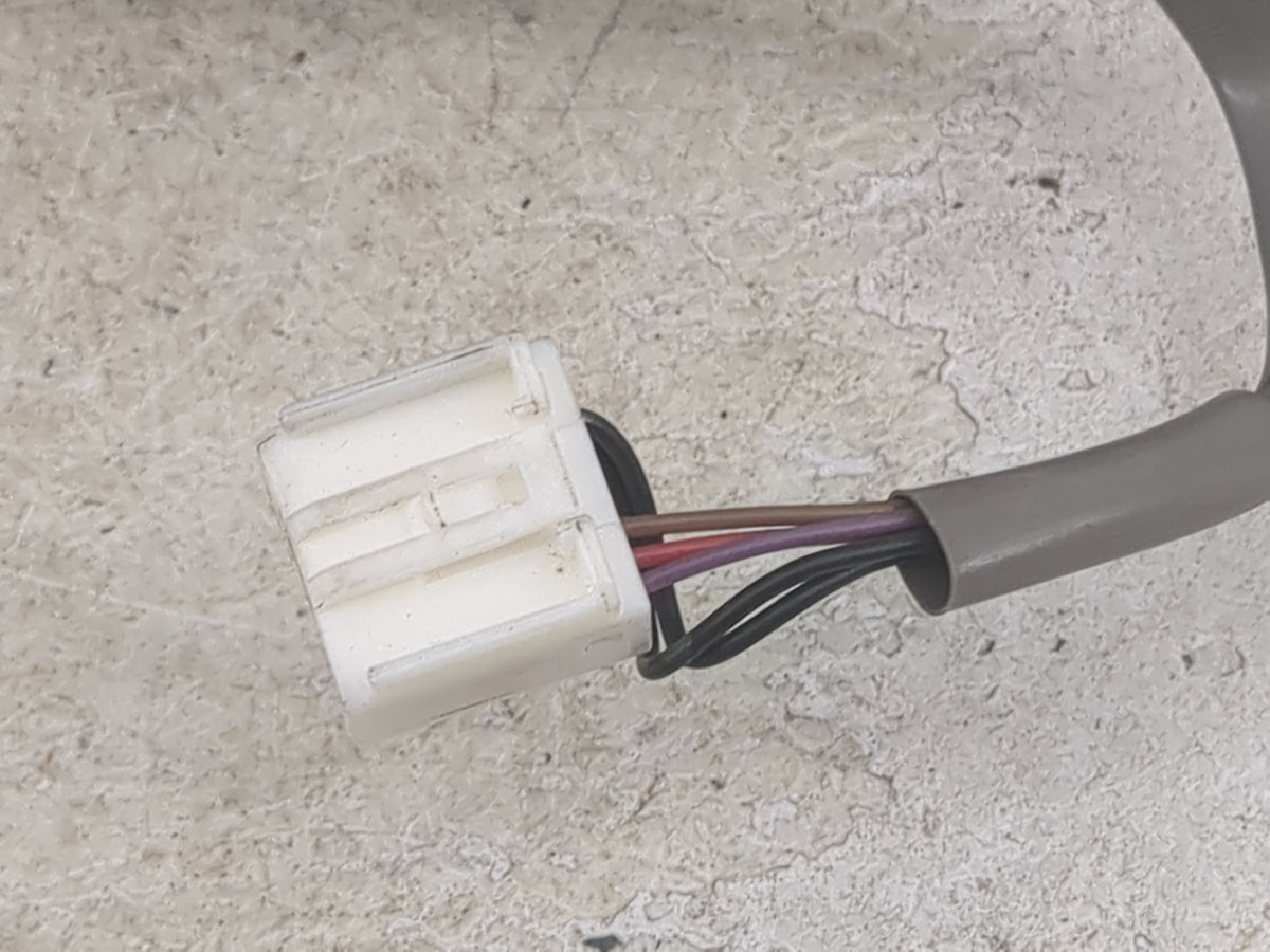 2016-2022 Toyota Tacoma Driver Side View Mirror - Left Door Mirror OEM Used - Oemusedautoparts1.com