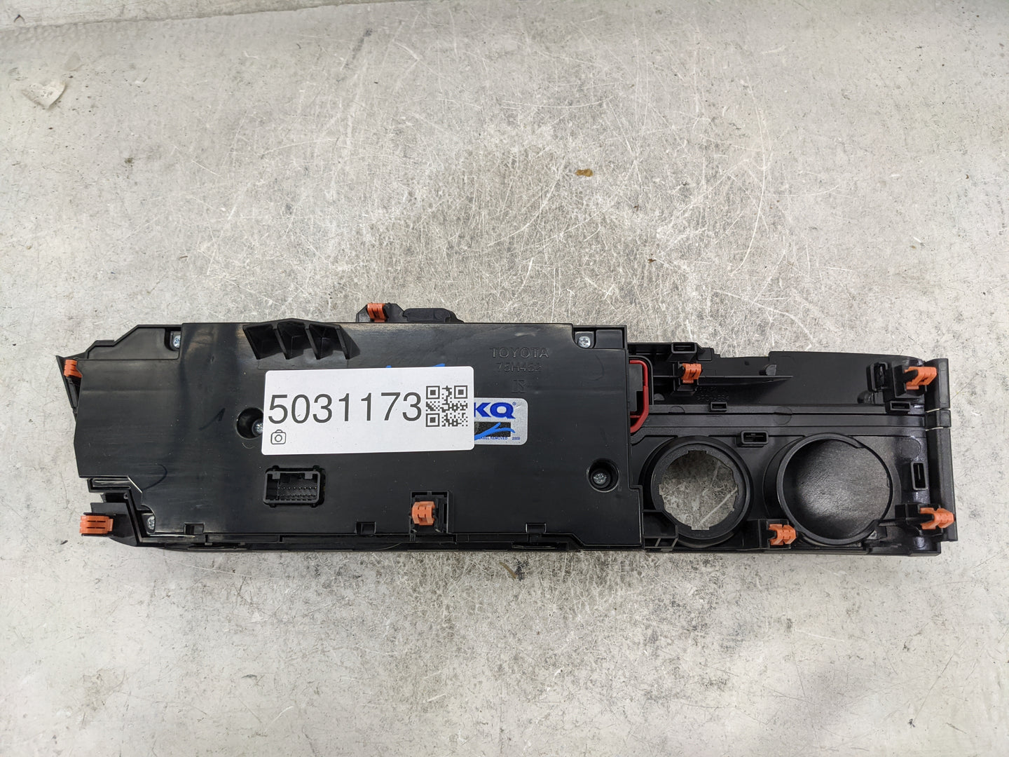 2021 Toyota Tacoma Climate Control Module Temperature AC/Heater Replacement P/N:75H452 Fits OEM Used Auto Parts - Oemusedaut
