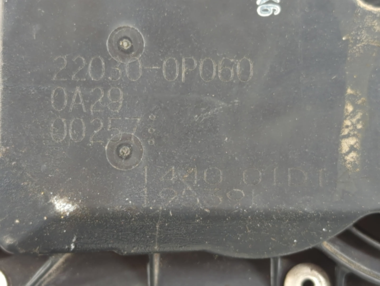 2016-2022 Toyota Tacoma Throttle Body P/N:22030-0P060 Fits Fits 2016 2017 2018 2019 2020 2021 2022 OEM Used Auto Parts - Oem