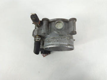 2016-2022 Toyota Tacoma Throttle Body P/N:22030-0P060 Fits Fits 2016 2017 2018 2019 2020 2021 2022 OEM Used Auto Parts