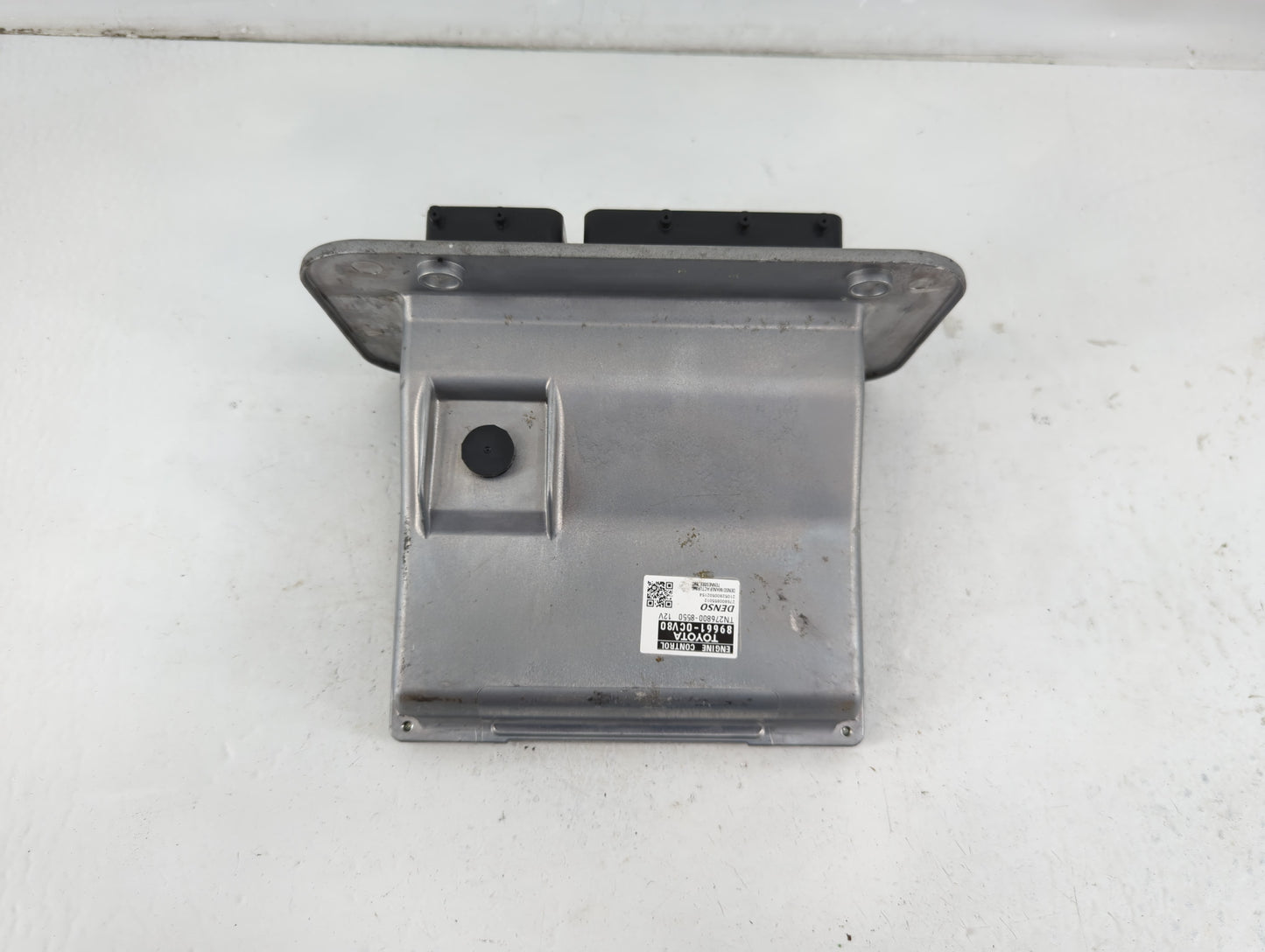 2020-2021 Toyota Tundra PCM Engine Control Computer ECU ECM PCU OEM P/N:89661-0CV80 Fits Fits 2020 2021 OEM Used Auto Parts 