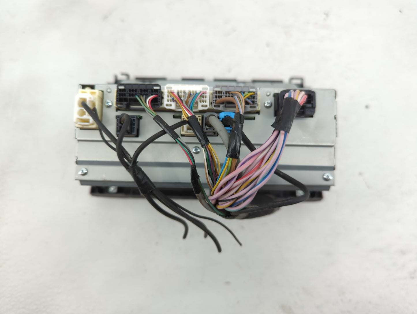 2020-2021 Toyota Tundra Radio AM FM Cd Player Receiver Replacement P/N:86140-0C330 Fits Fits 2020 2021 OEM Used Auto Parts -