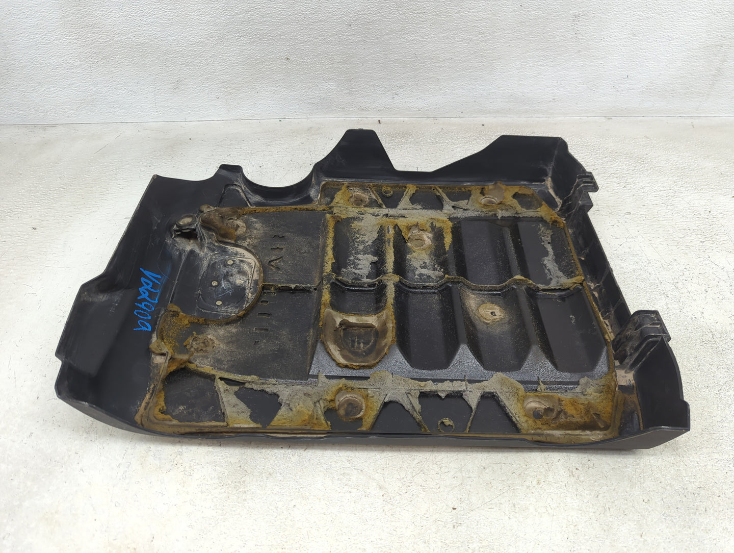 2021 Toyota Tundra Engine Cover - Oemusedautoparts1.com