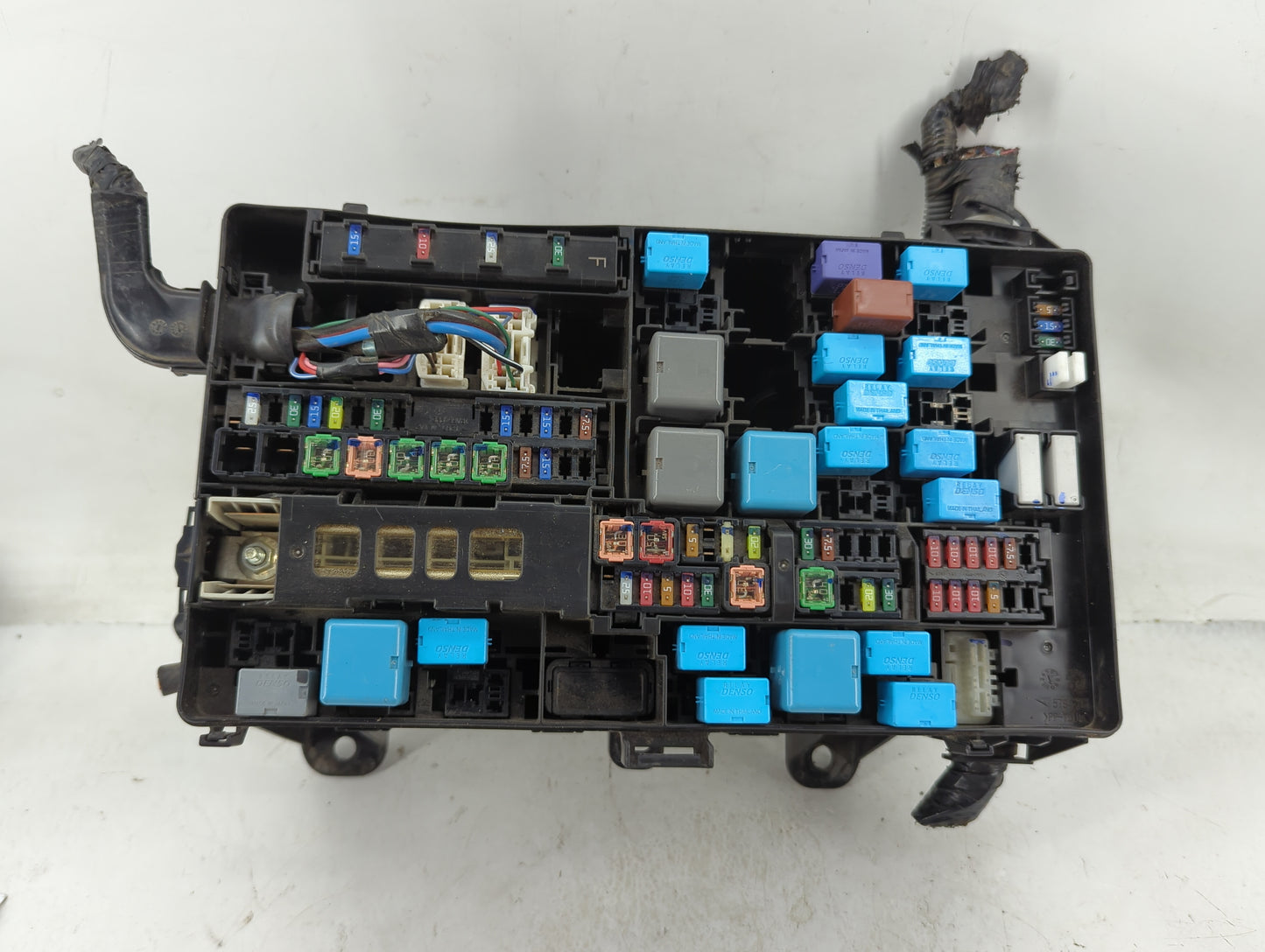 2021 Toyota Tundra Fusebox Fuse Box Panel Relay Module P/N:82661-0C321 Fits OEM Used Auto Parts - Oemusedautoparts1.com