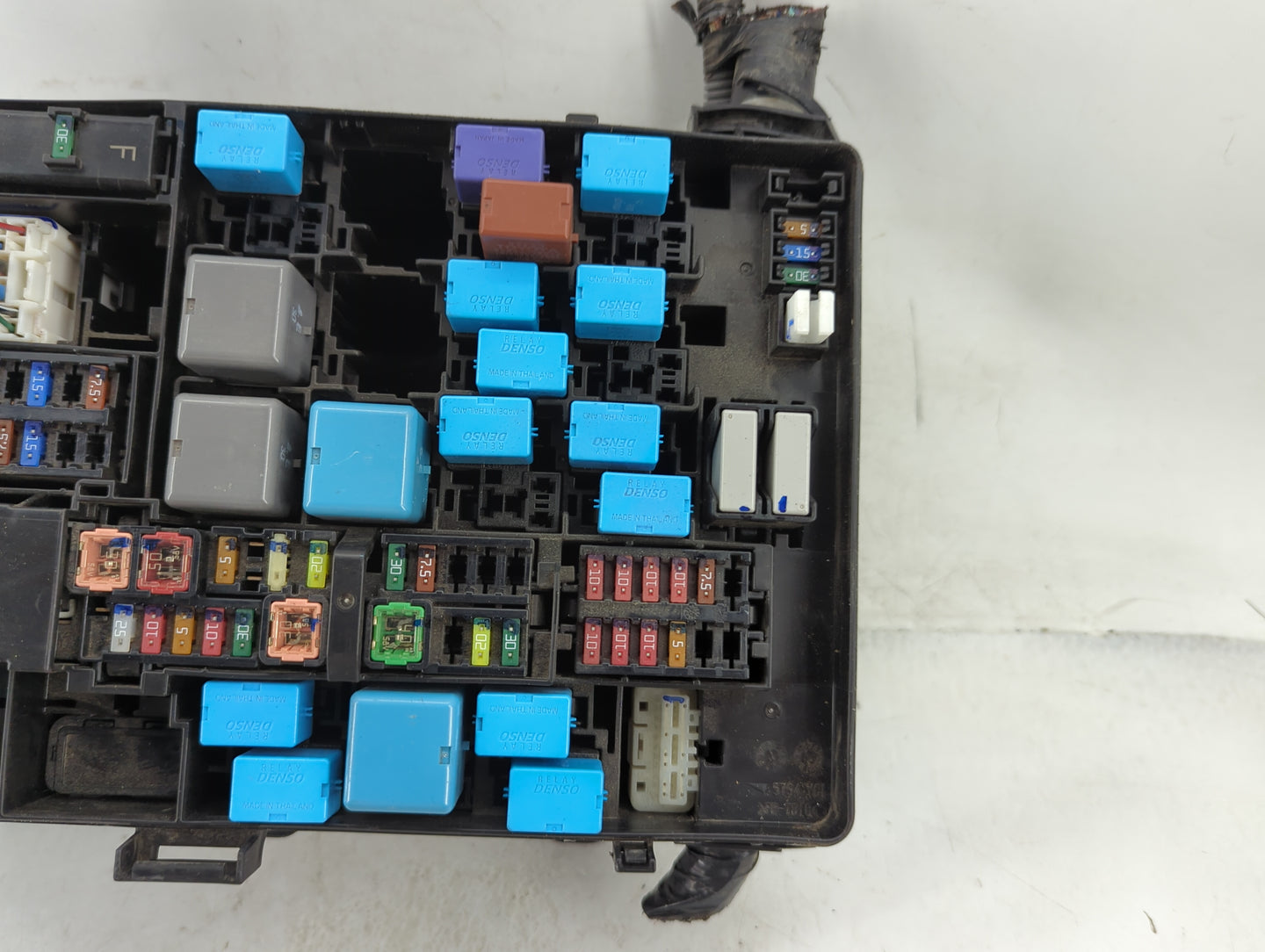 2021 Toyota Tundra Fusebox Fuse Box Panel Relay Module P/N:82661-0C321 Fits OEM Used Auto Parts - Oemusedautoparts1.com