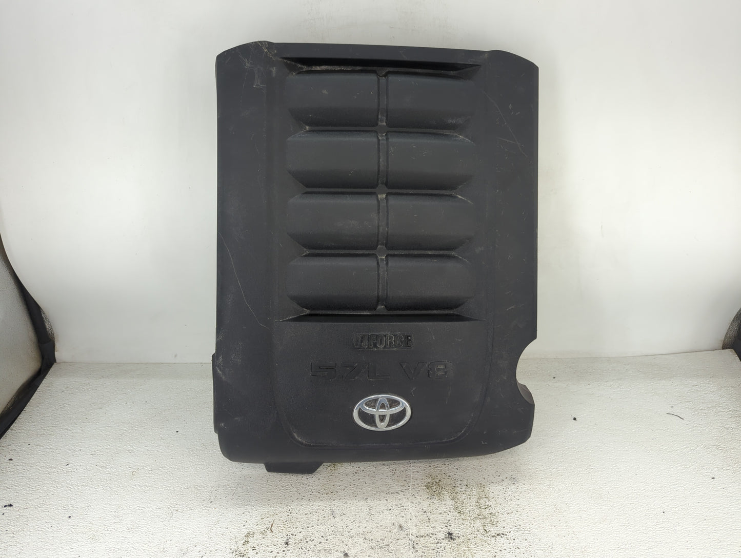 2021 Toyota Tundra Engine Cover - Oemusedautoparts1.com