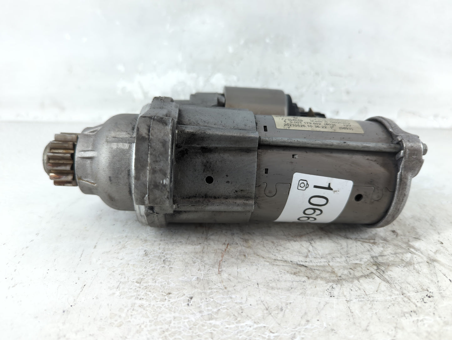 2021 Volkswagen Arteon Car Starter Motor Solenoid OEM P/N:26052021 02M 911 022 F Fits Fits 2020 2022 OEM Used Auto Parts - O